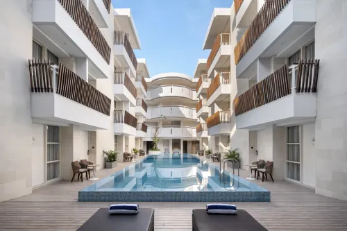 Holiday Inn Express Bali Sunset Road Leisure & Recreation Photos