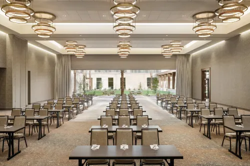 Hilton North Scottsdale at Cavasson Business Facilities Photos