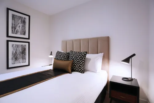 Alex Perry Hotel & Apartments Rooms Photos