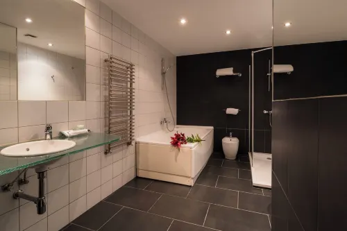 Hotel Avenida Rooms Photos