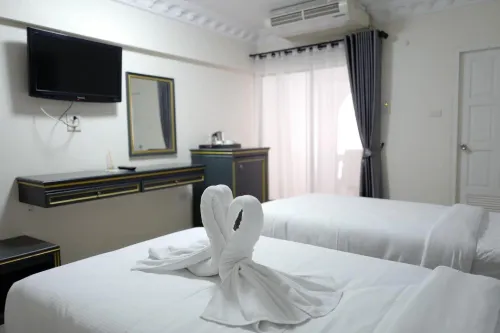 Romance Hotel Sukhumvit 97 Camere Photos