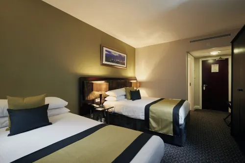 Stamford Bridge Hotel London Rooms Photos