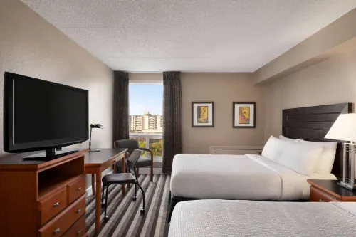 Royal Hotel Regina, Trademark Collection by Wyndham Huoneet Photos