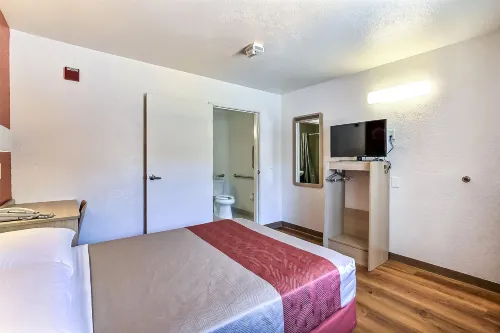 Motel 6 Fremont, CA – North Zimmer Photos