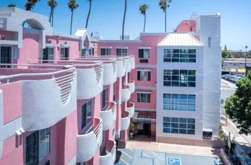 Days Inn by Wyndham Santa Monica Photos
