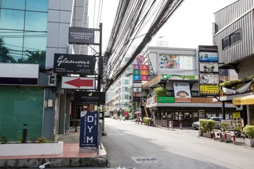 Snooze Hotel Thonglor Bangkok À proximité de l'hôtel Photos