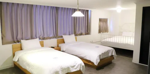 Hillside Hotel Photos