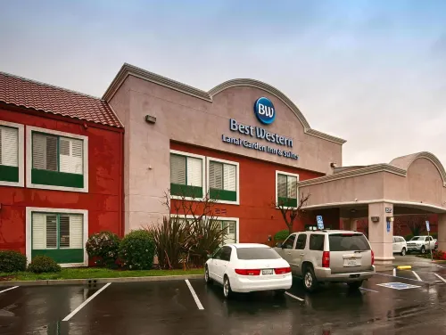 Best Western Lanai Garden Inn  Suites Esterni Photos