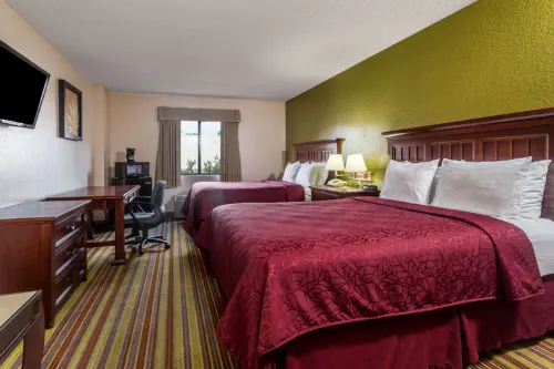 Days Inn by Wyndham Sarasota I-75 Chambres Photos