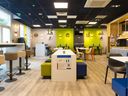 Hôtel ibis budget Paris Porte de Vanves Espaces publics Photos