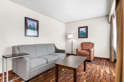 Best Western Plus Parkway Inn Rooms Photos