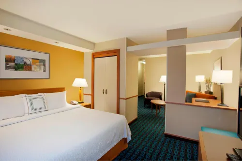 Fairfield Inn & Suites Detroit Metro Airport Romulus Photos