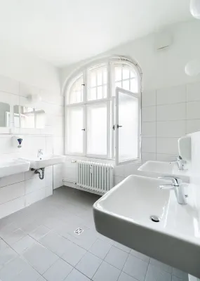 Three Little Pigs Hostel - Your Berlin Castle Zimmer Photos