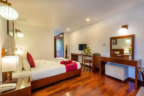 Vinh Hung Riverside Resort & Spa Zimmer Photos