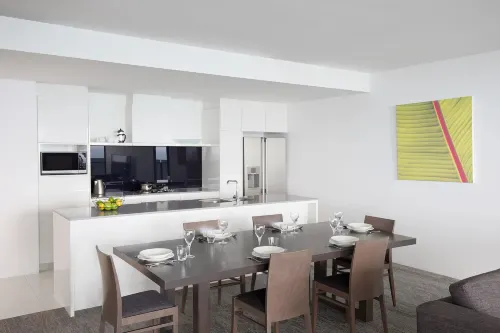 Mantra Circle on Cavill Surfers Paradise Rooms Photos