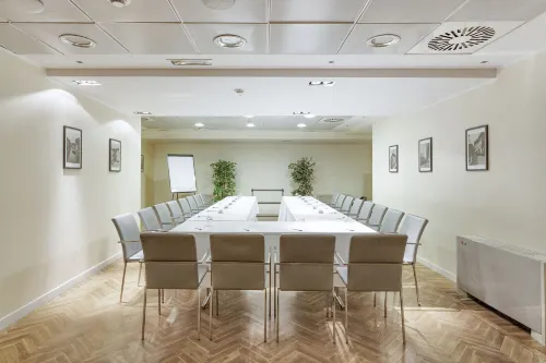Italiana Hotels Milano Rho Fiera Business Photos