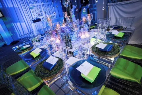 Newport Beachside Hotel & Resort Restauration Photos
