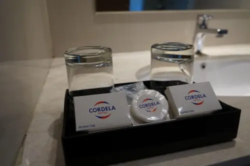 Cordela Hotel Senen Kamar Photos