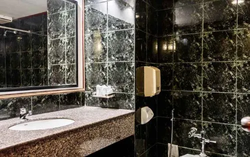 Beverly Hill Park Hotel Rooms Photos