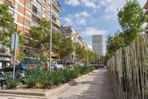 Limehome Madrid Calle de Juan Hurtado de Mendoza À proximité de l'hôtel Photos