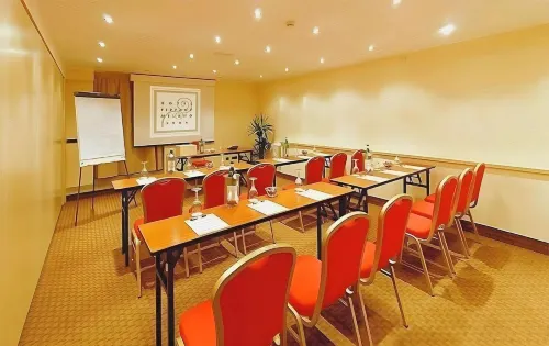 Hotel Tiffany Milano Business Facilities Photos