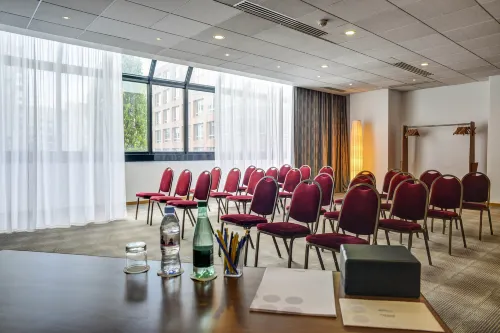 Novotel Paris Suresnes Longchamp Espaces Affaires Photos