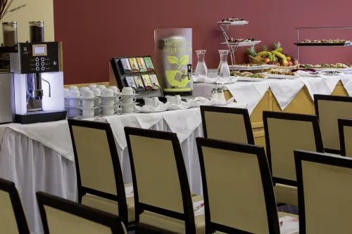 Austria Trend Hotel Ananas Business Facilities Photos