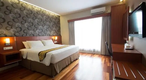 Hotel Trio Indah 2 Phòng Photos