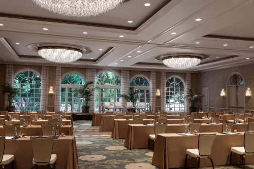 Four Seasons Hotel Los Angeles at Beverly Hills Business Photos