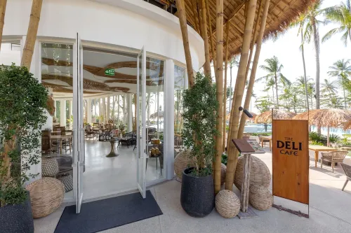 Eden Beach Khaolak Resort and Spa A Lopesan Collection Hotel Restauration Photos