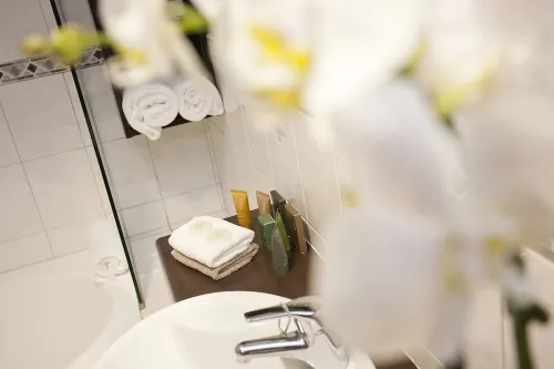 Distinction Coachman Hotel, Palmerston North Photos