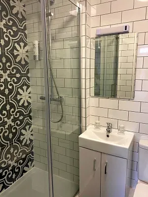 Whites Hotel Camere Photos