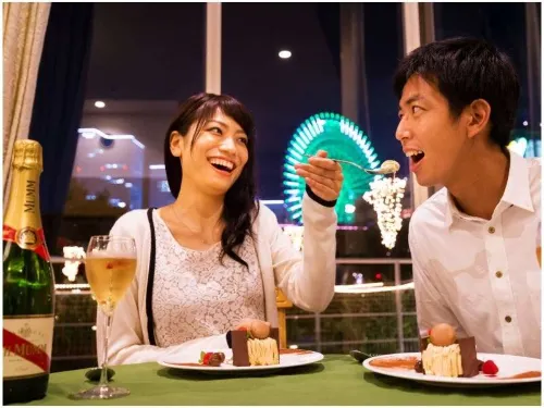 Navios Yokohama Dining Photos