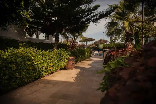 Appart'Hotel Intouriste Extérieur Photos