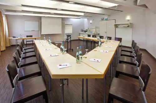 Hotel Demas München-Unterhaching Geschäftseinrichtungen Photos