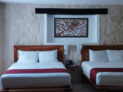 Cancun International Suites Camere Photos