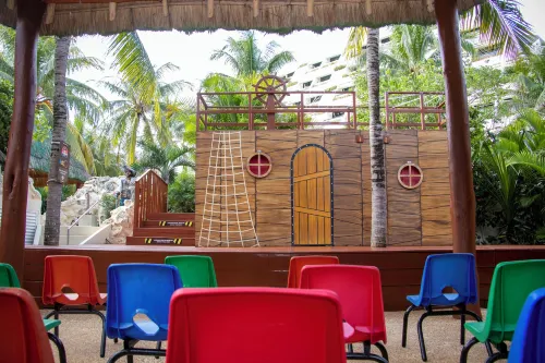The Pyramid Cancun by Oasis - All Inclusive Public Areas Photos