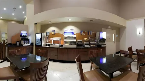 Holiday Inn Express & Suites Rancho Mirage - Palm Spgs Area Dining Photos