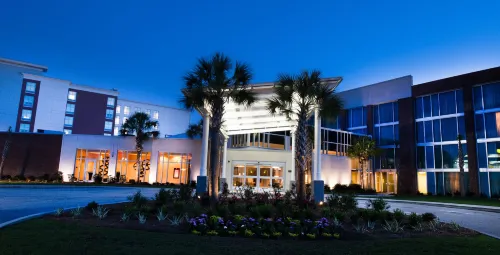 DoubleTree by Hilton Hotel and Suites Charleston Airport Экстерьер Photos