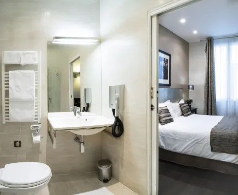 Hotel Chabrol Opera Rooms Photos