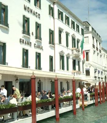 Monaco & Grand Canal Venice À proximité de l'hôtel Photos