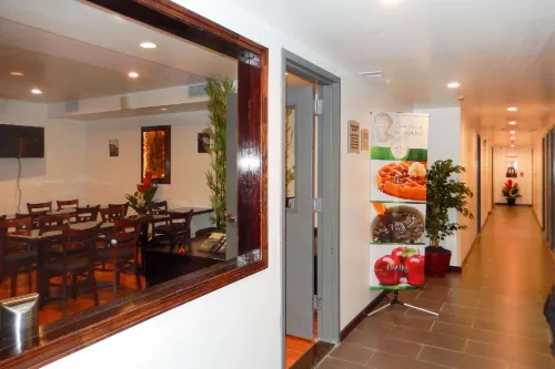 Quality Inn Near Sunset Park Restauration Photos