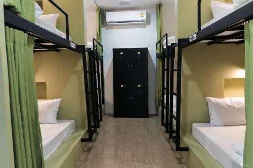 All day hostel @ BTS Bang Chak Photos
