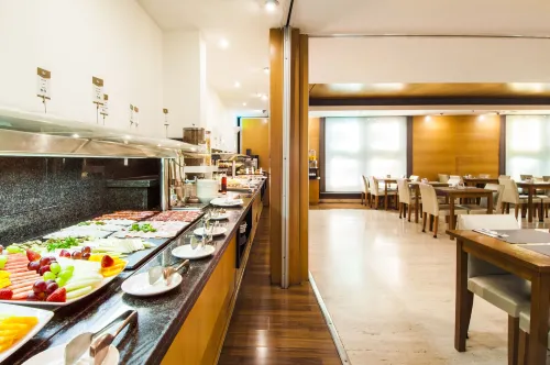 Exe Cristal Palace Dining Photos