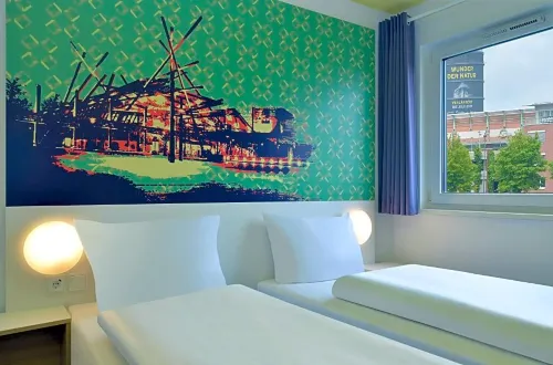 B&B HOTEL Oberhausen am Centro Photos