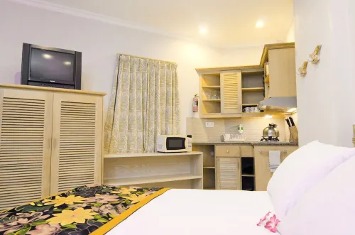 Hawaii Resort Family Suites Photos