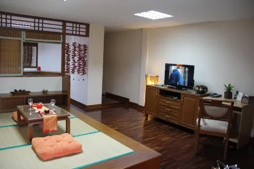 B.S. Court Hotel Sathorn Rooms Photos