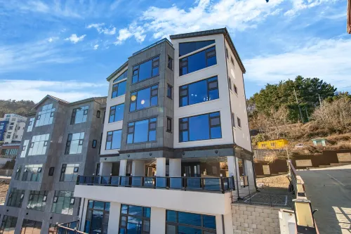 Samcheok Laon Spa Pension Exteriör Photos