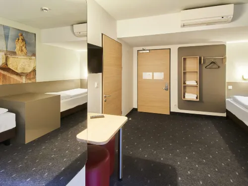 B&B HOTEL Würzburg-City Photos