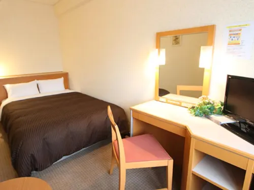 HOTEL LiVEMAX BUDGET Yokohama Kannai Phòng Photos